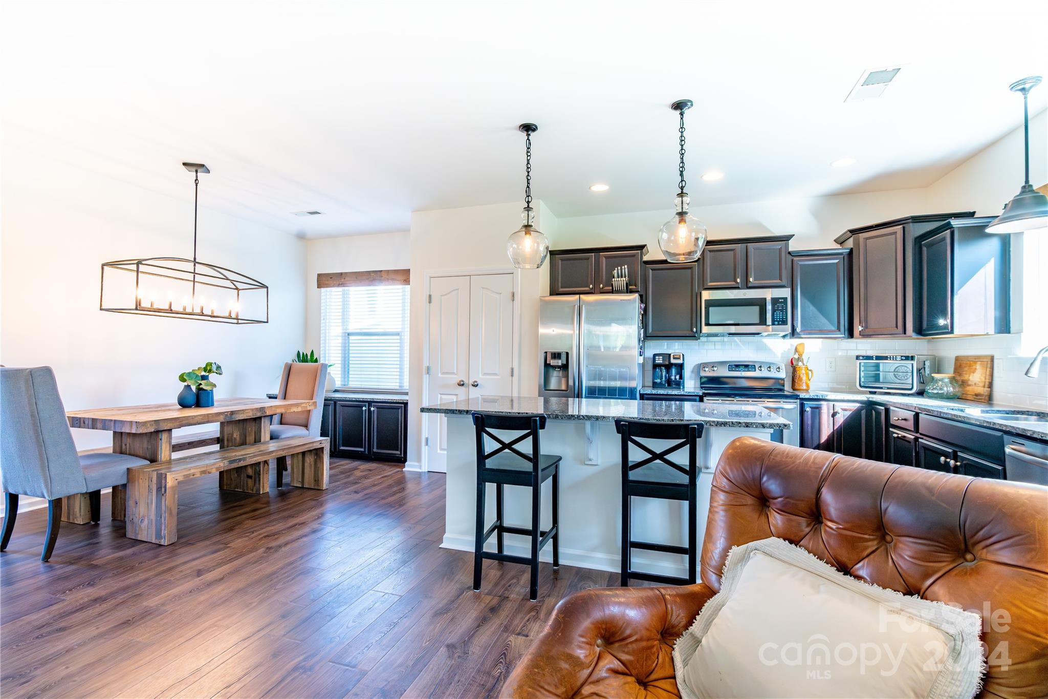 Winding Walk - Residential