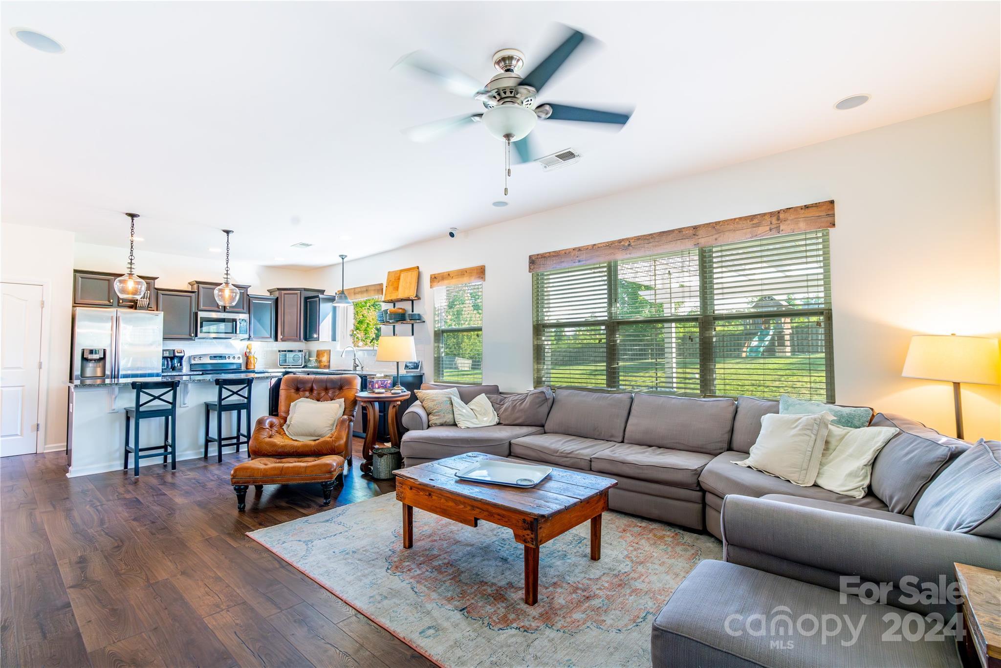 Winding Walk - Residential