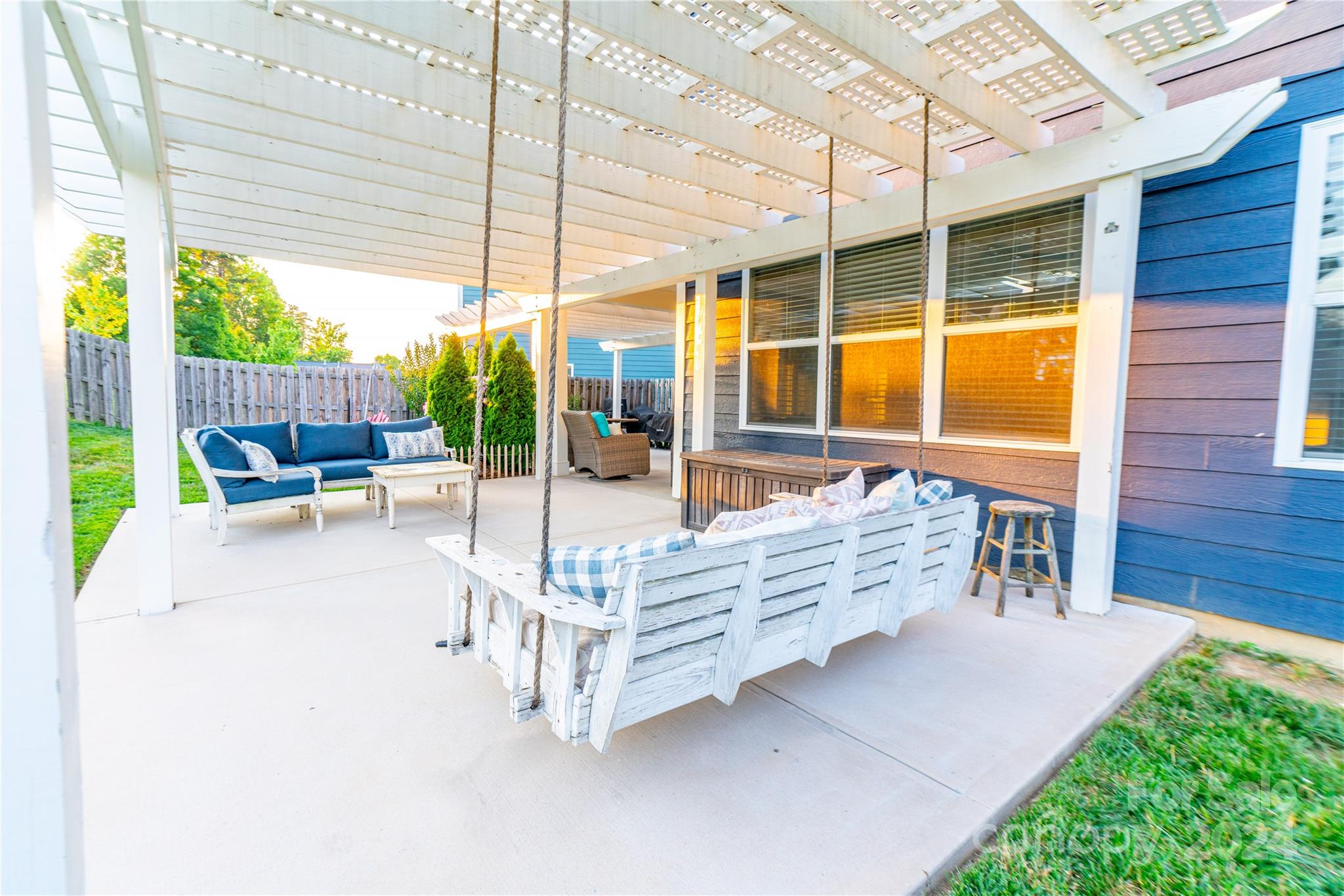 Winding Walk - Residential