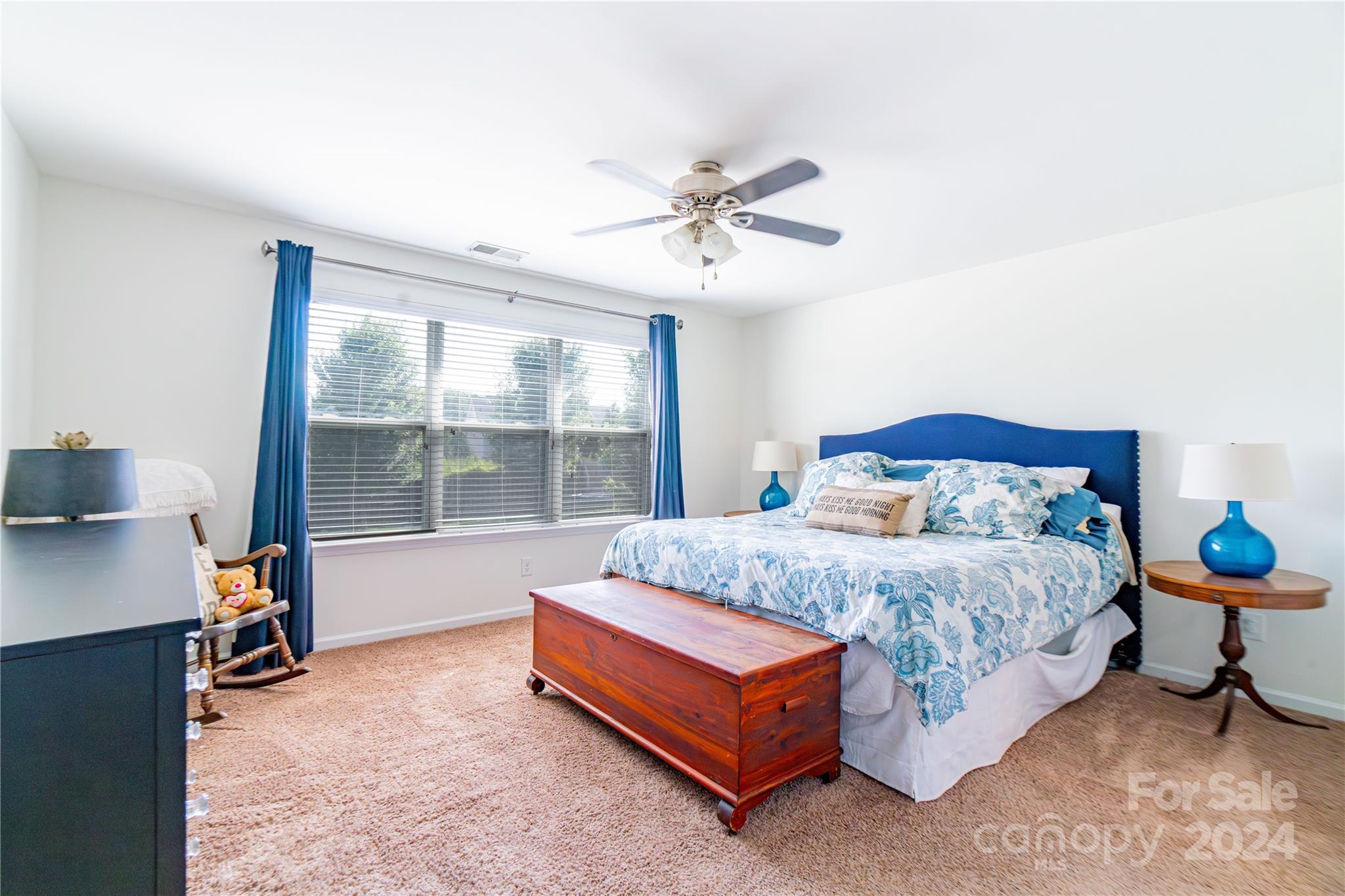 Winding Walk - Residential