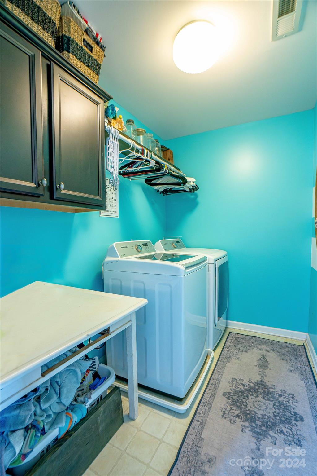 Winding Walk - Residential