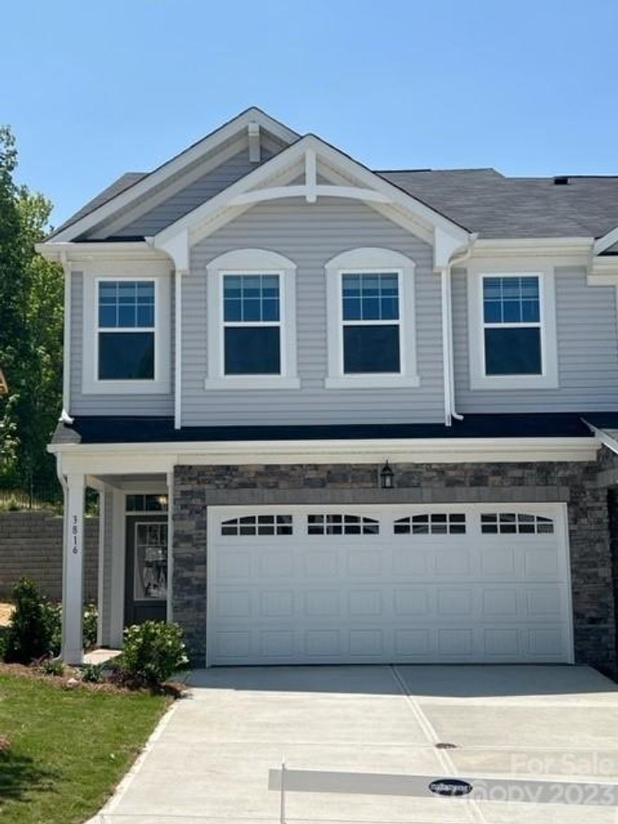 Somerset is located off Johnston Road with 110 units with mostly private back yards.  The community is considered Ballantyne Area close to major shopping.  All floor plans are 3 bedrooms with 1 or 2 car garage options. Call for details.