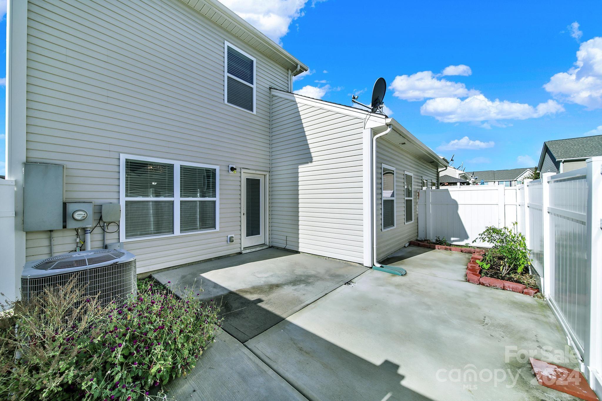 Summerlake - Residential