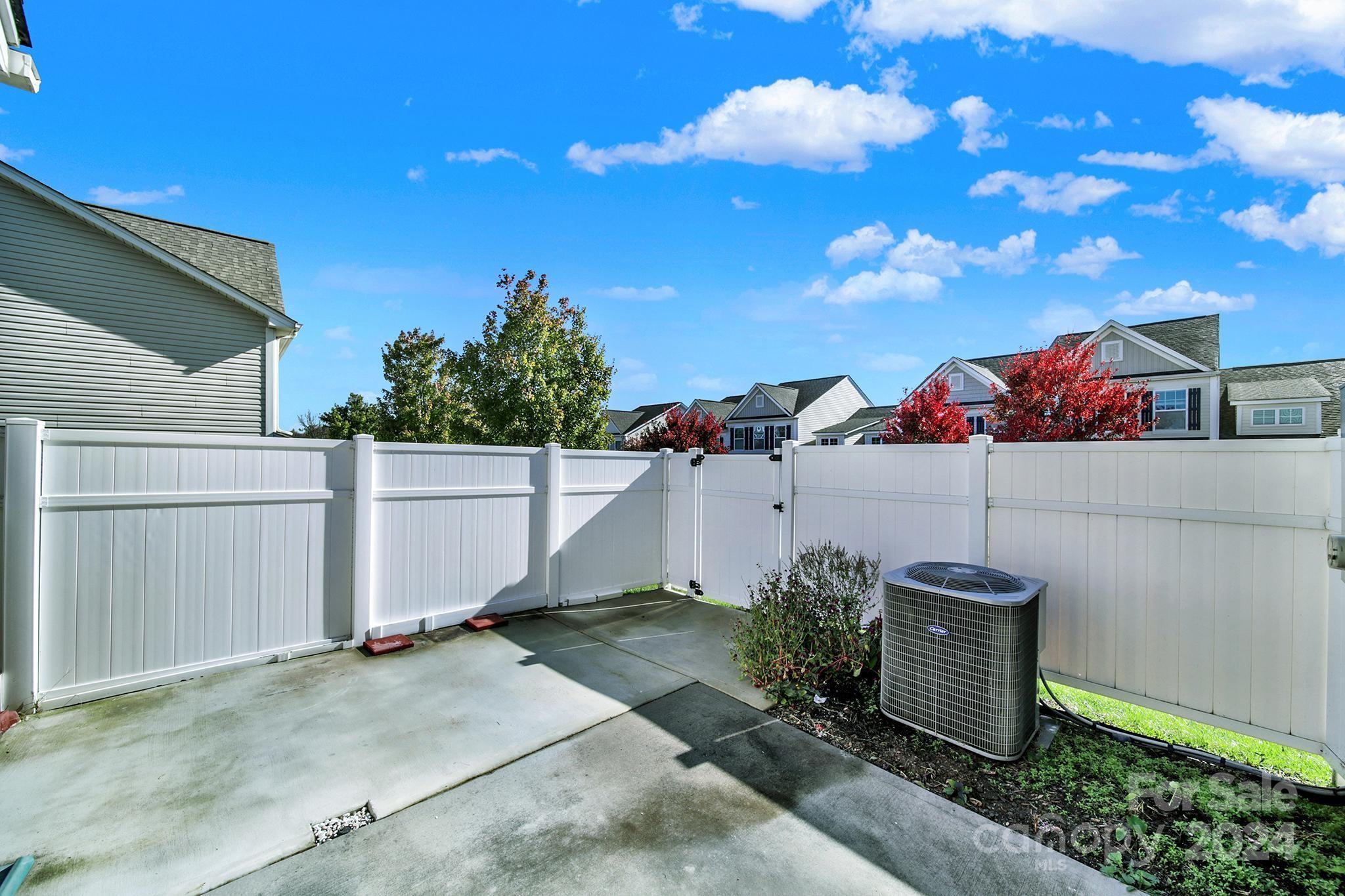 Summerlake - Residential