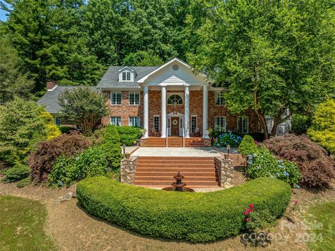 A home in Hendersonville