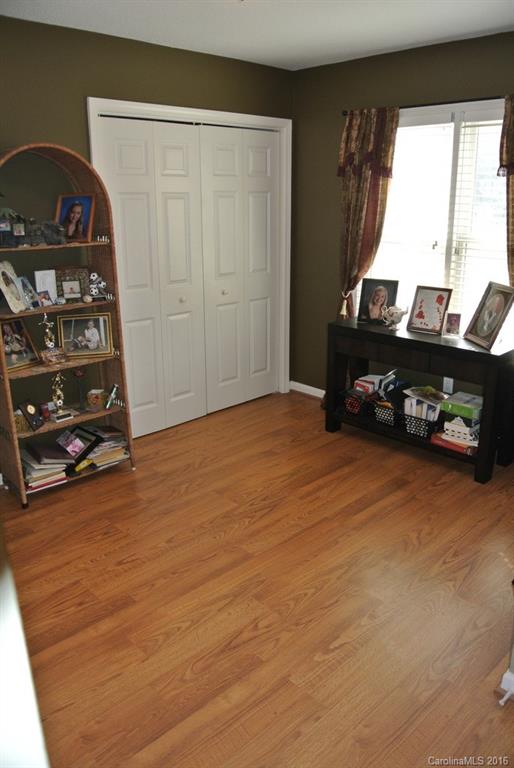 Sunshine Valley - Residential