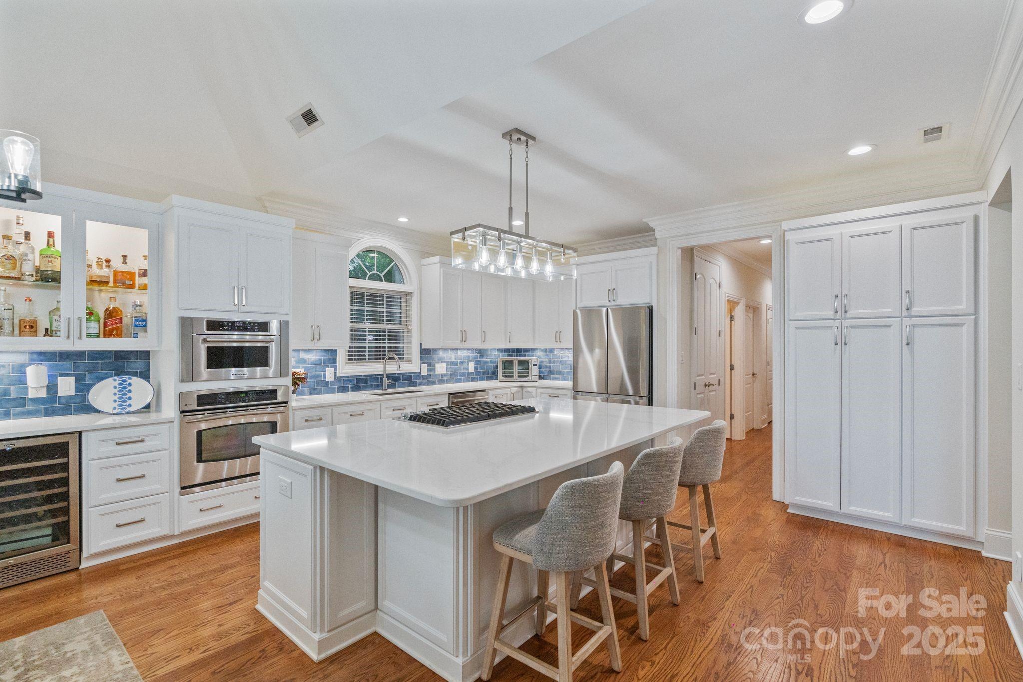 Astoria - Residential