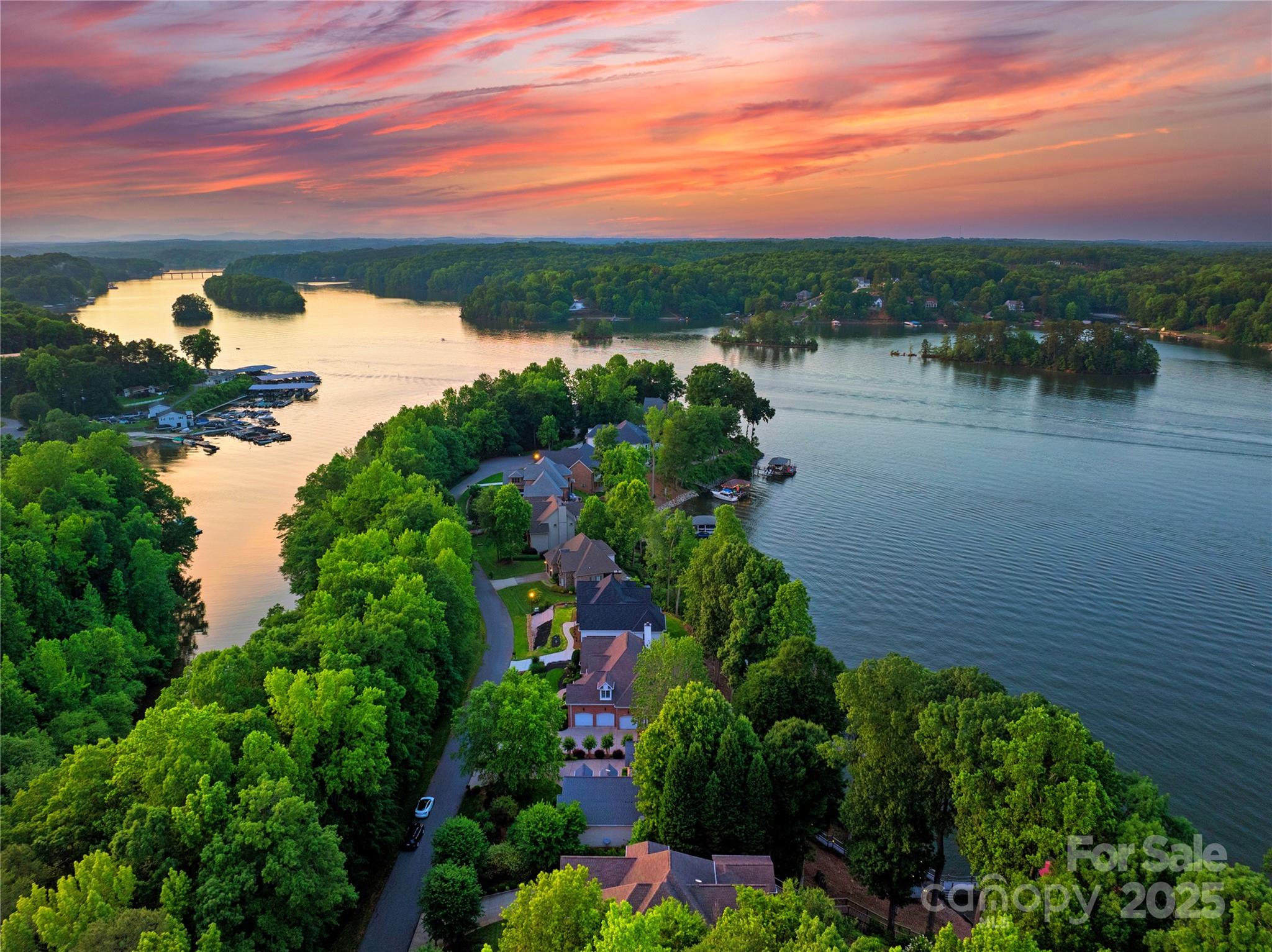 Astoria - Residential