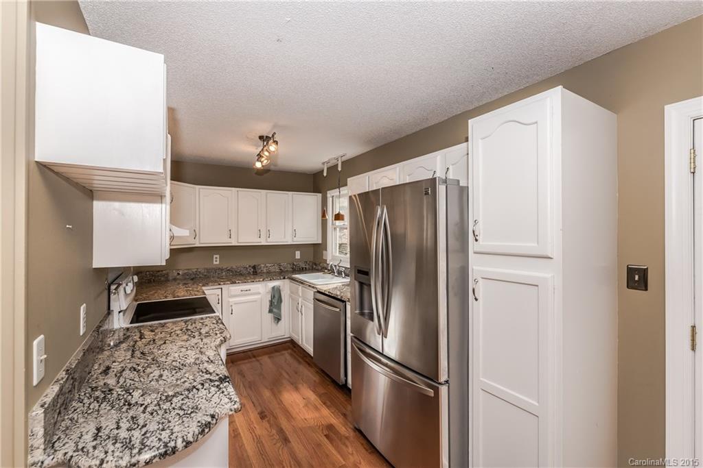 Tega Cay - Residential