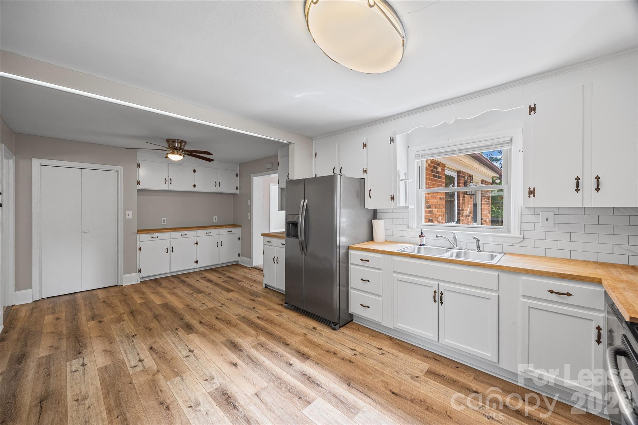 East Sharon Park - Residential Lease