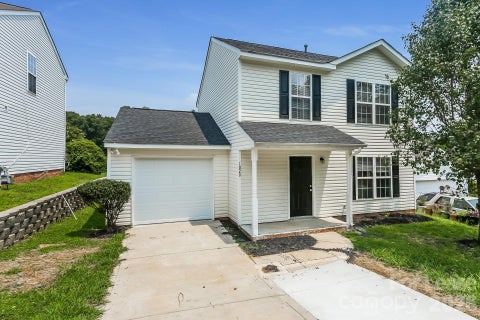 Photo of 1020 Alston Hill Drive, Charlotte, NC 28214 (MLS # 4433323)