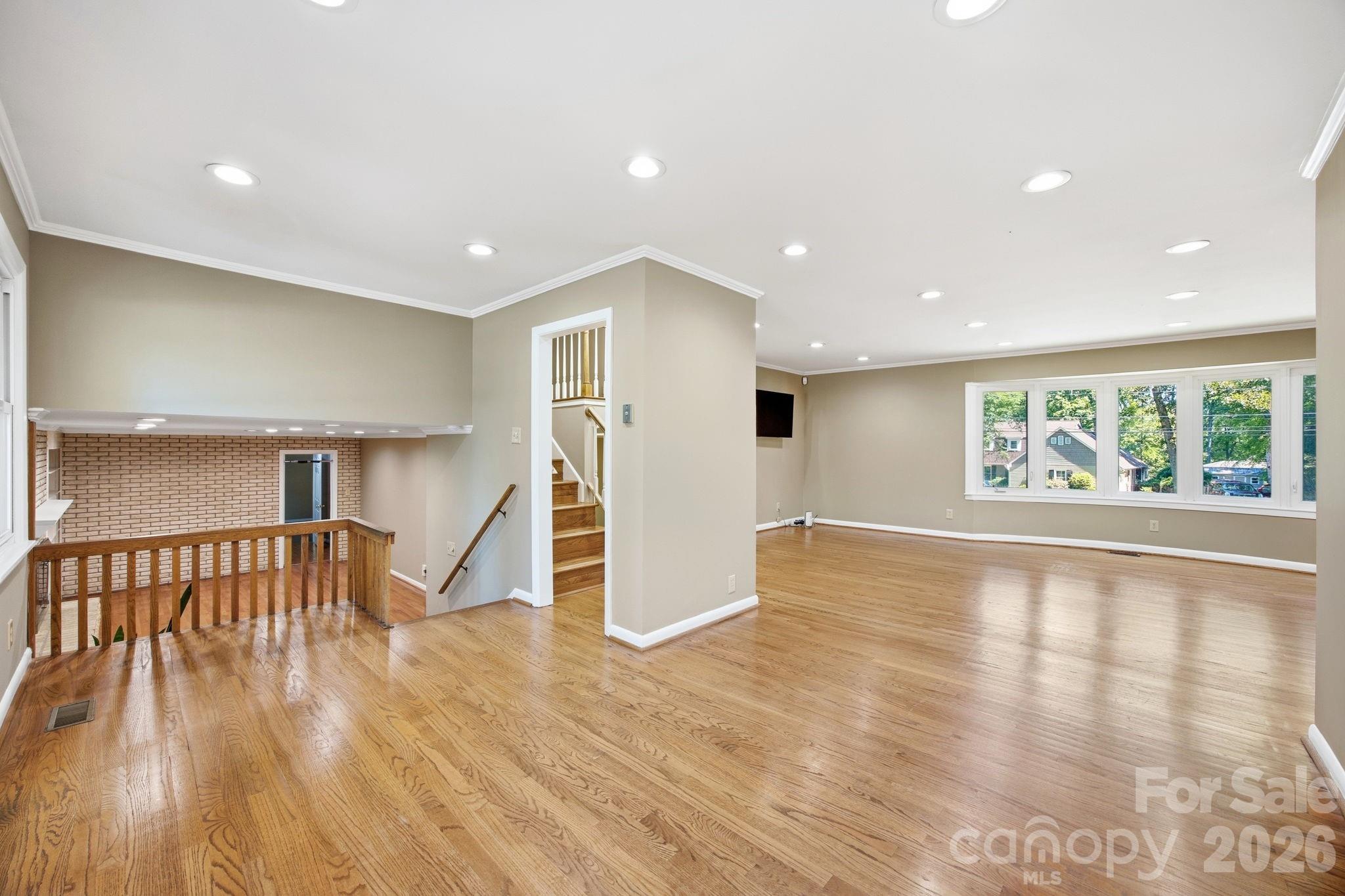 Country Club - Residential
