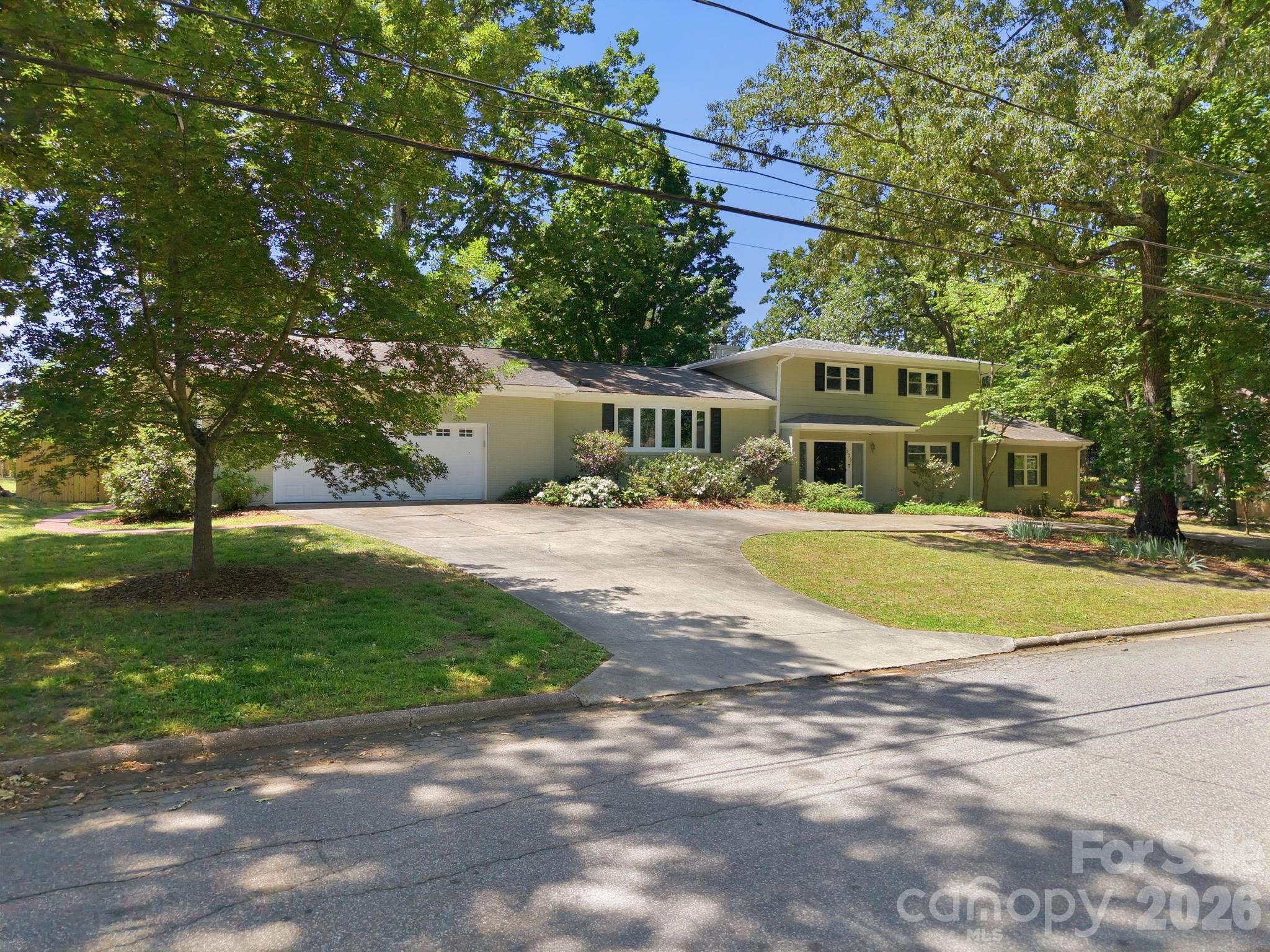 225 Stonewall Road