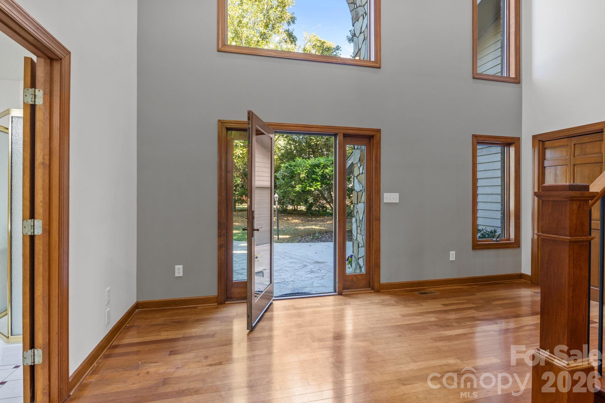 Yachtman Shores - Residential