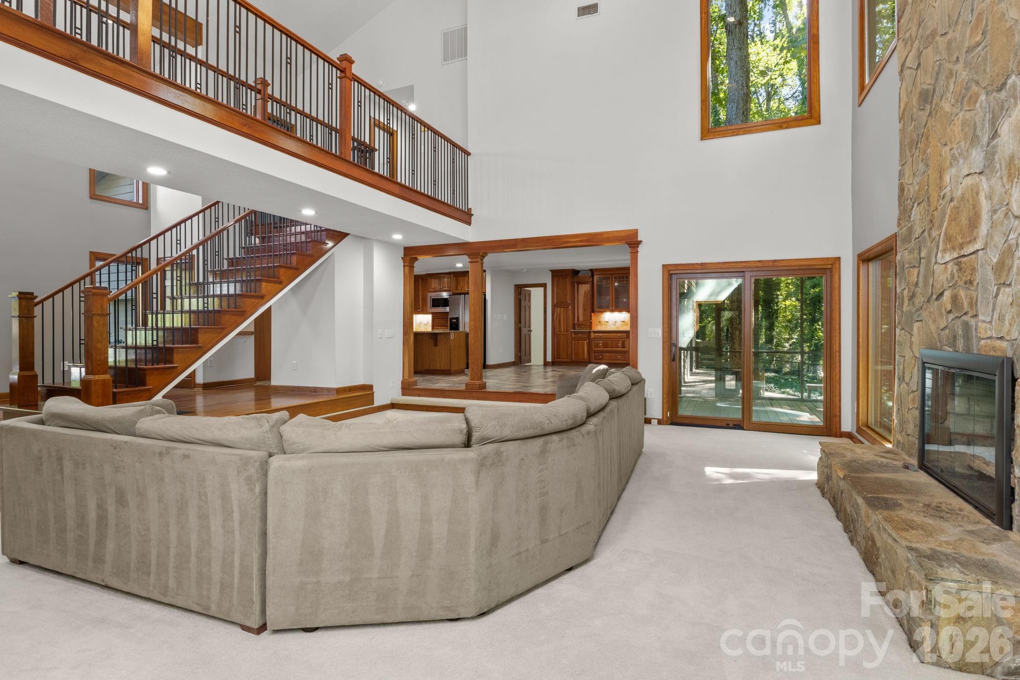 Yachtman Shores - Residential