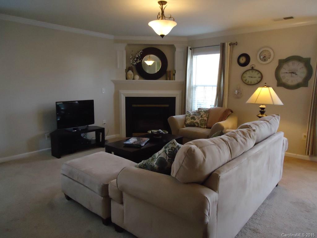 Pinebrook - Residential