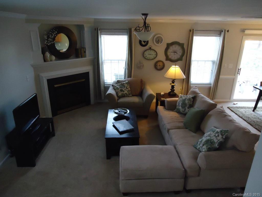 Pinebrook - Residential