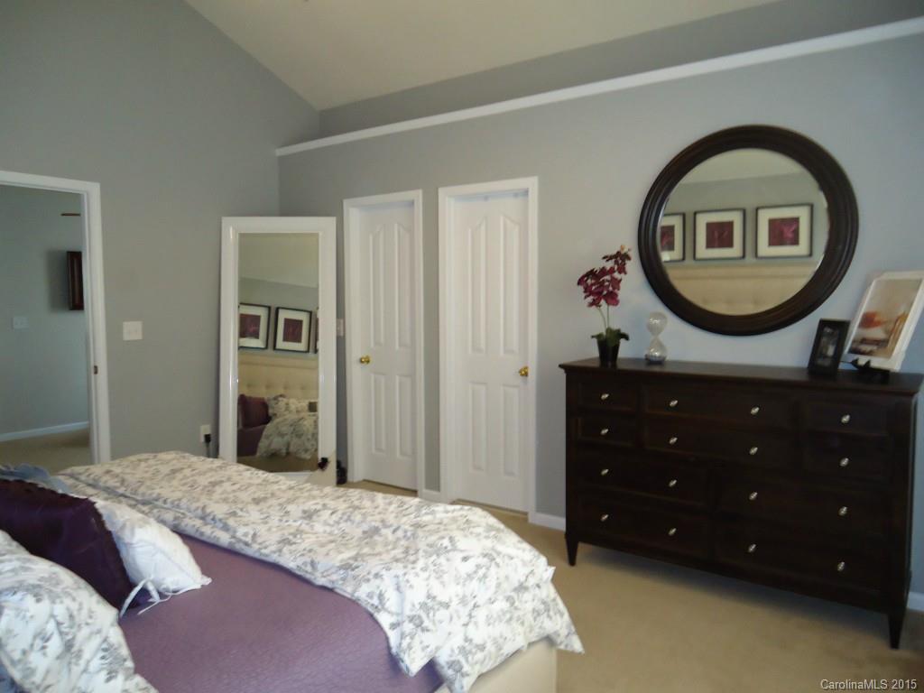 Pinebrook - Residential