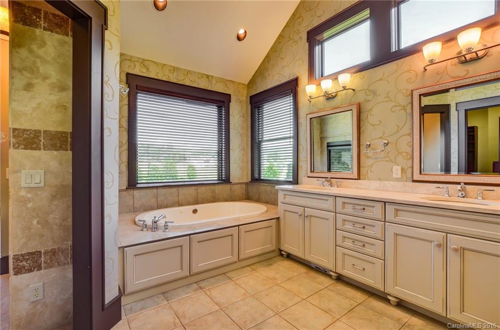 Waterford Lakes - Residential