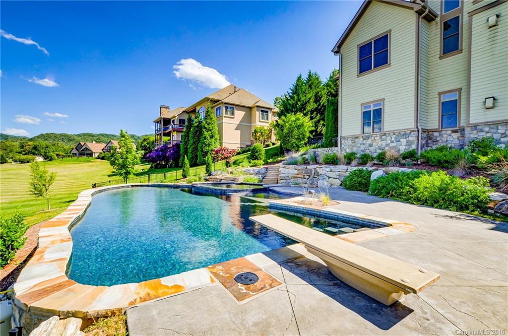 Waterford Lakes - Residential