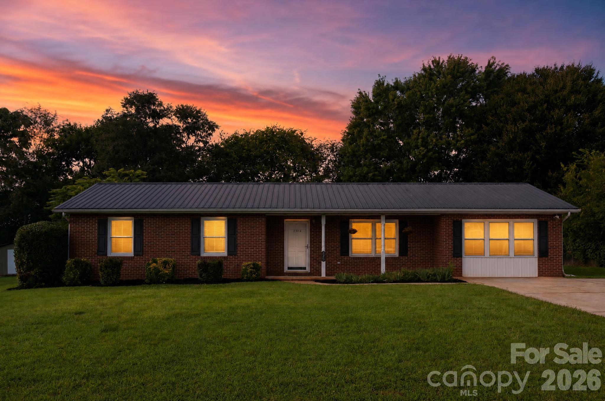 2504 Ashford Drive