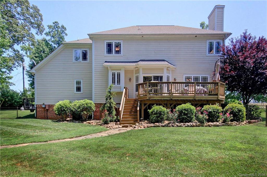 Lynnbrook - Residential