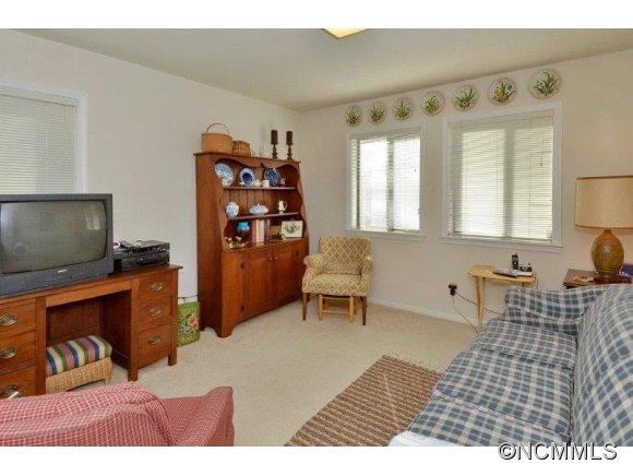 Laurel Park Villas - Residential