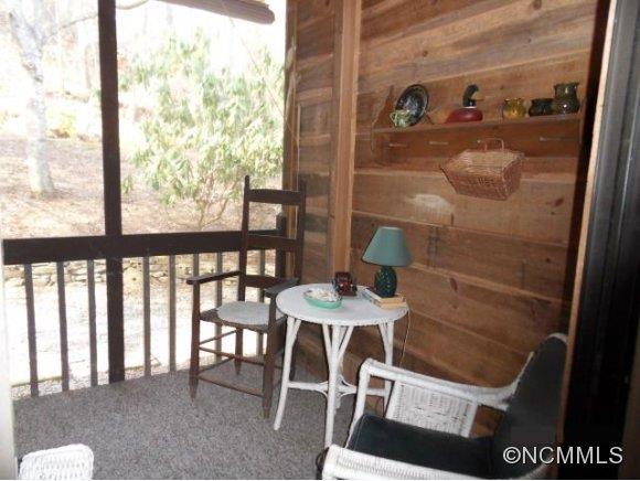 Laurel Park Villas - Residential