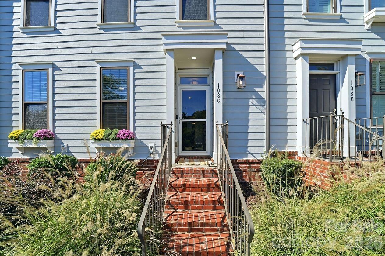 108 Certificate Street C