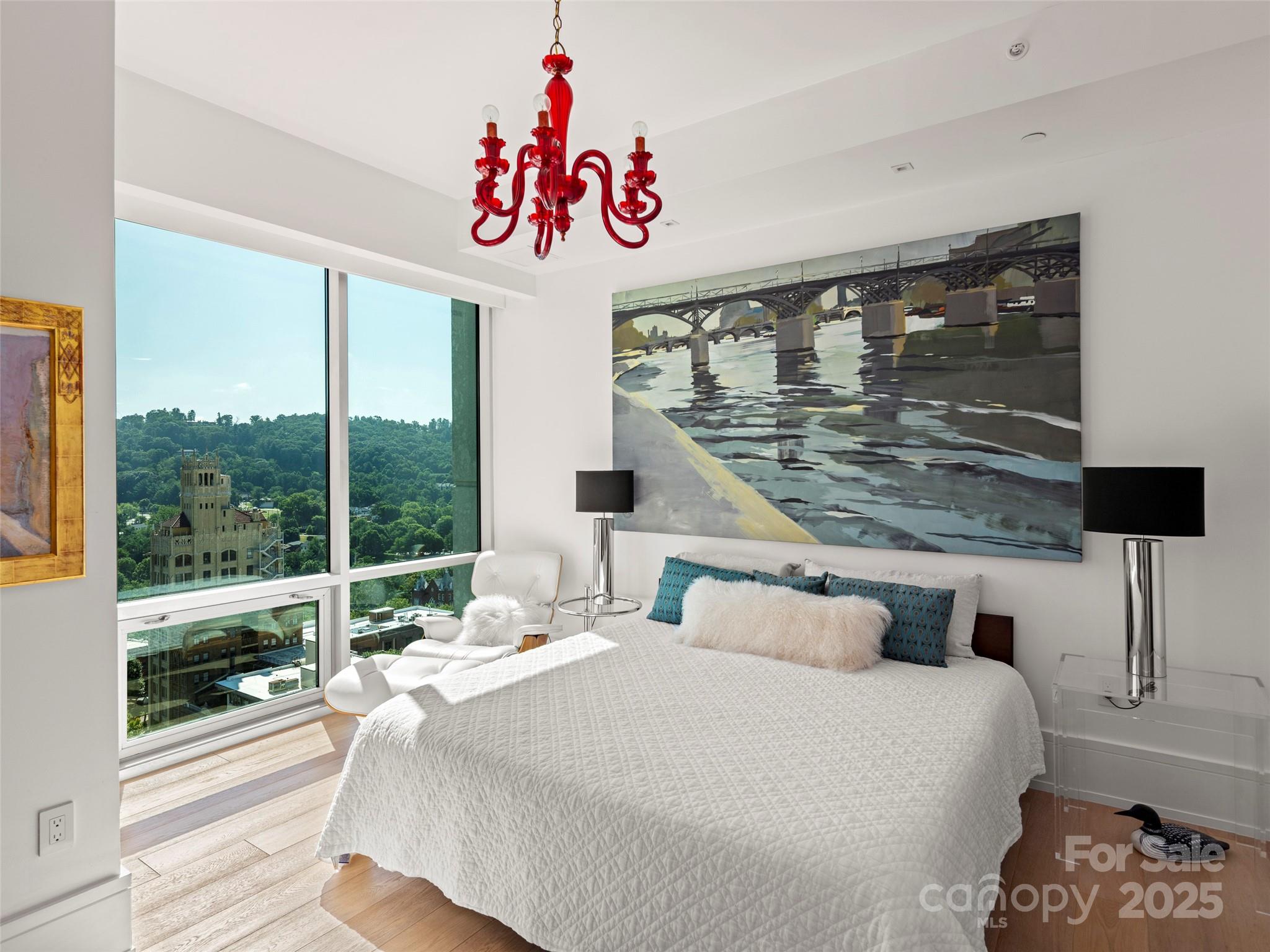 Asheville Arras Residence - Residential