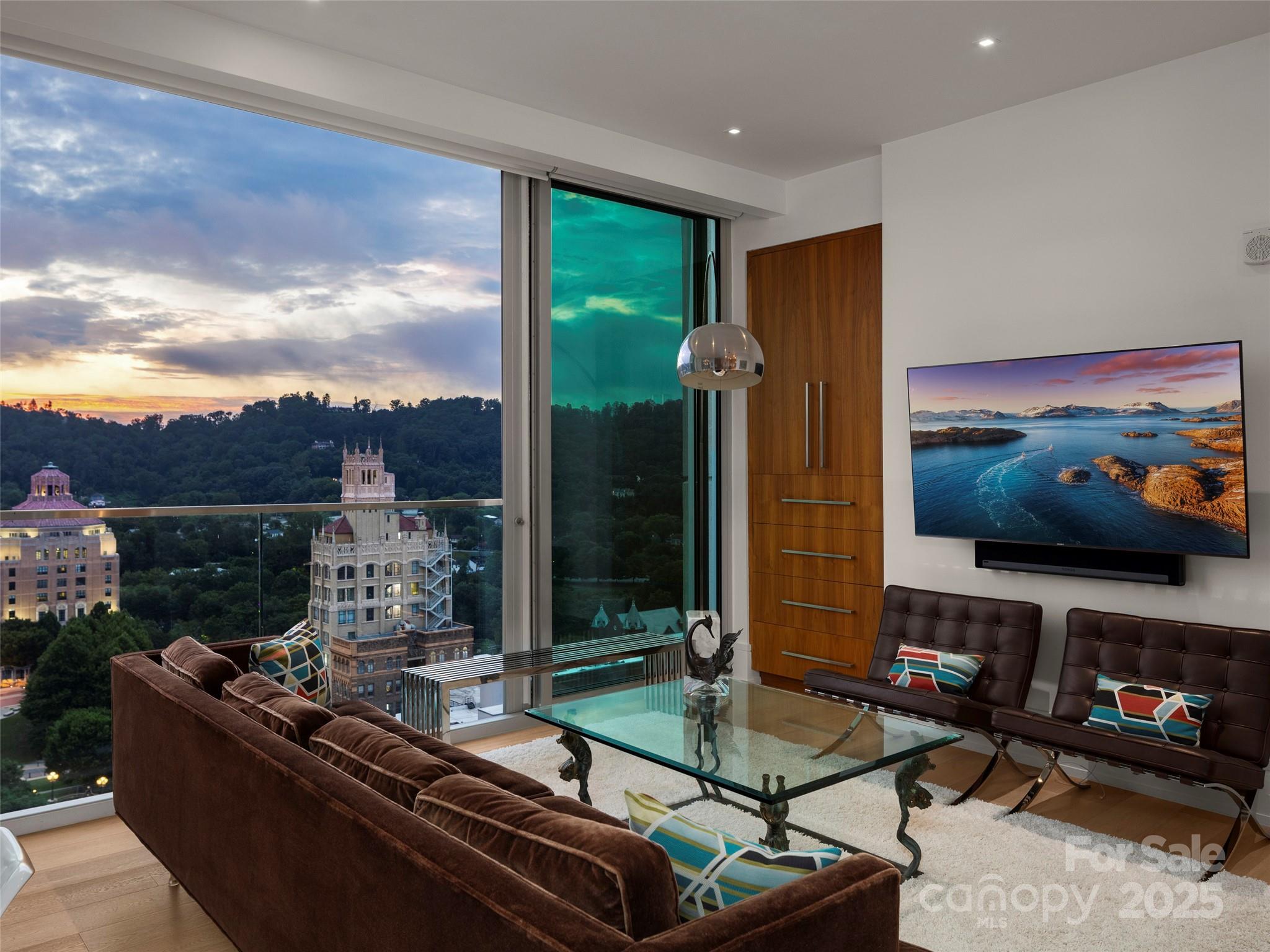 7 Patton Avenue 1503