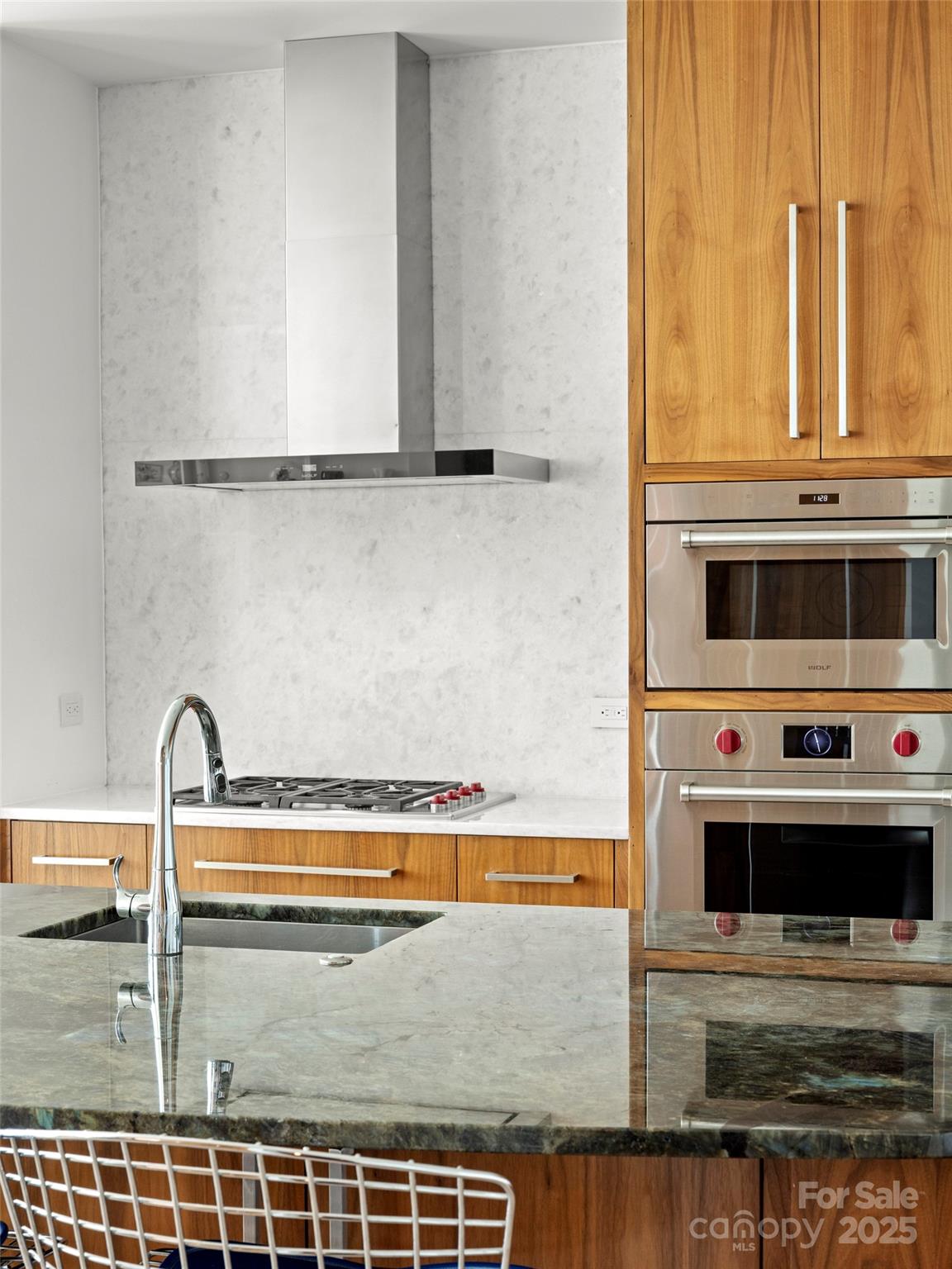 Asheville Arras Residence - Residential