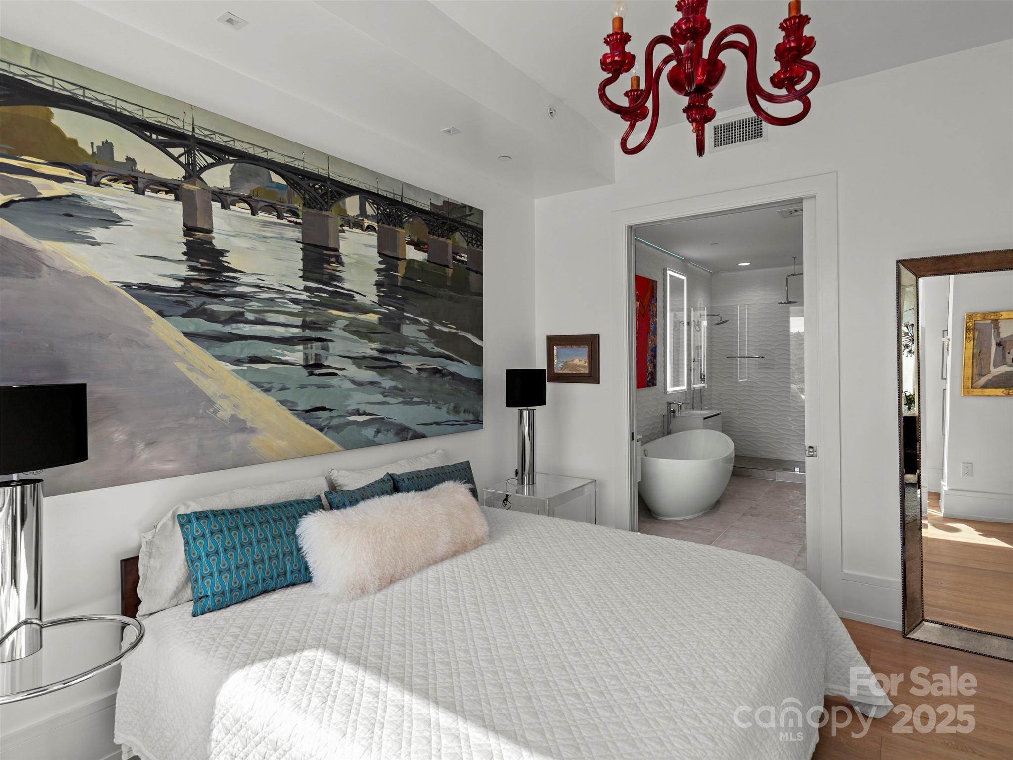 Asheville Arras Residence - Residential