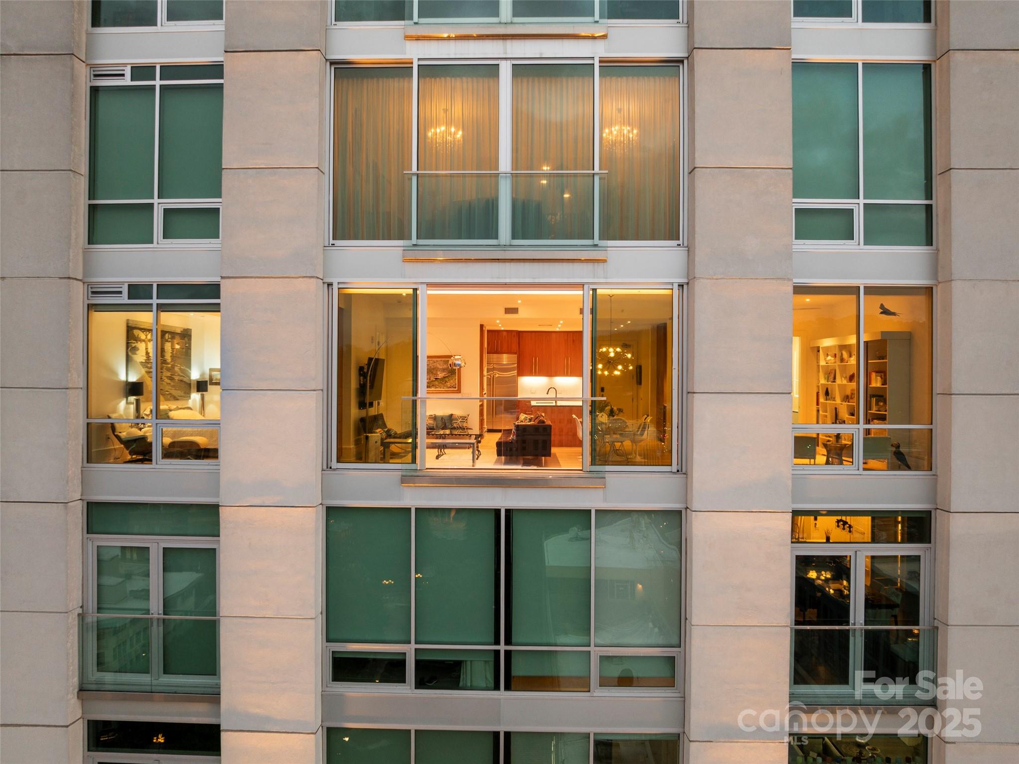 Asheville Arras Residence - Residential