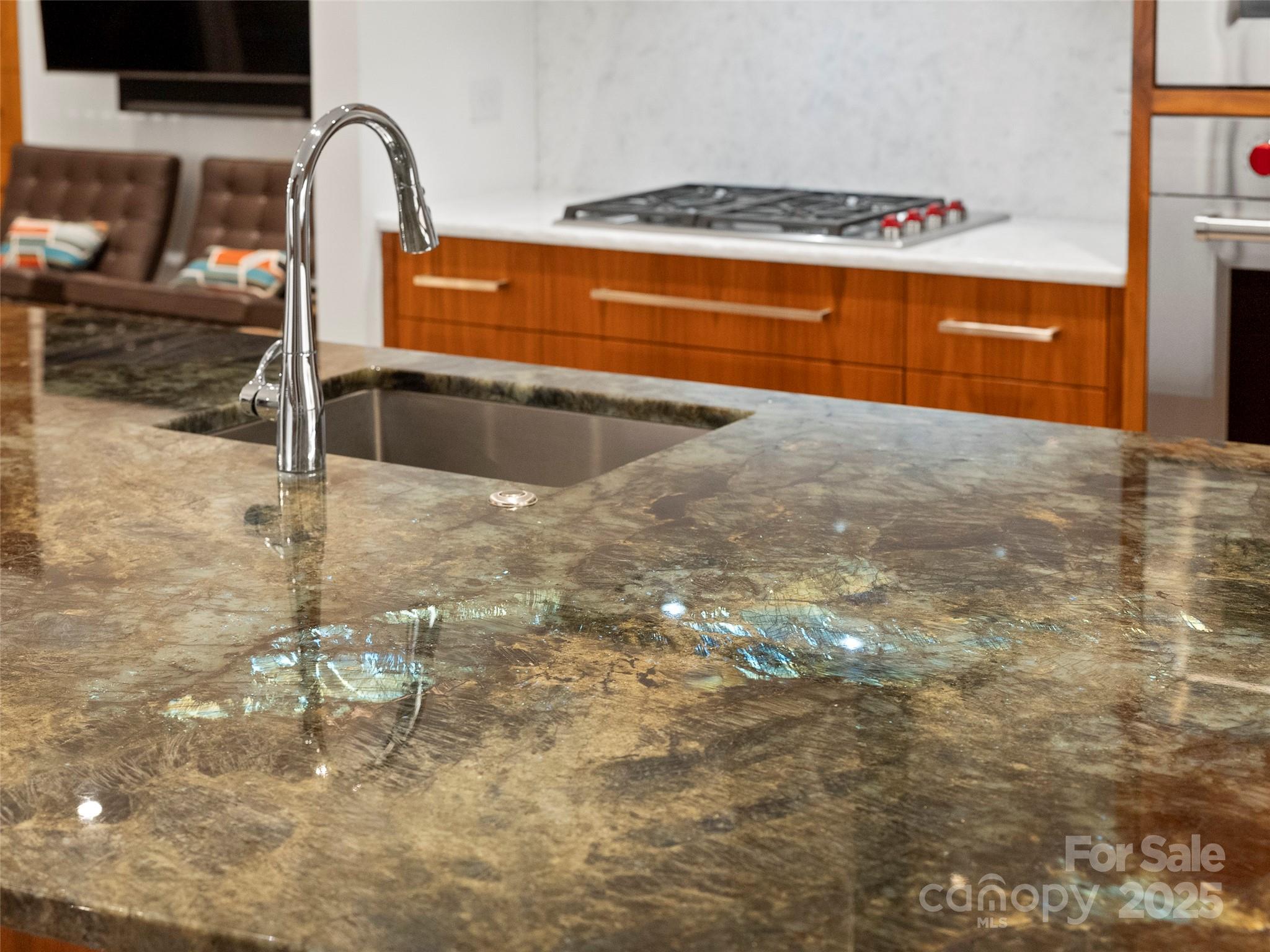 Asheville Arras Residence - Residential