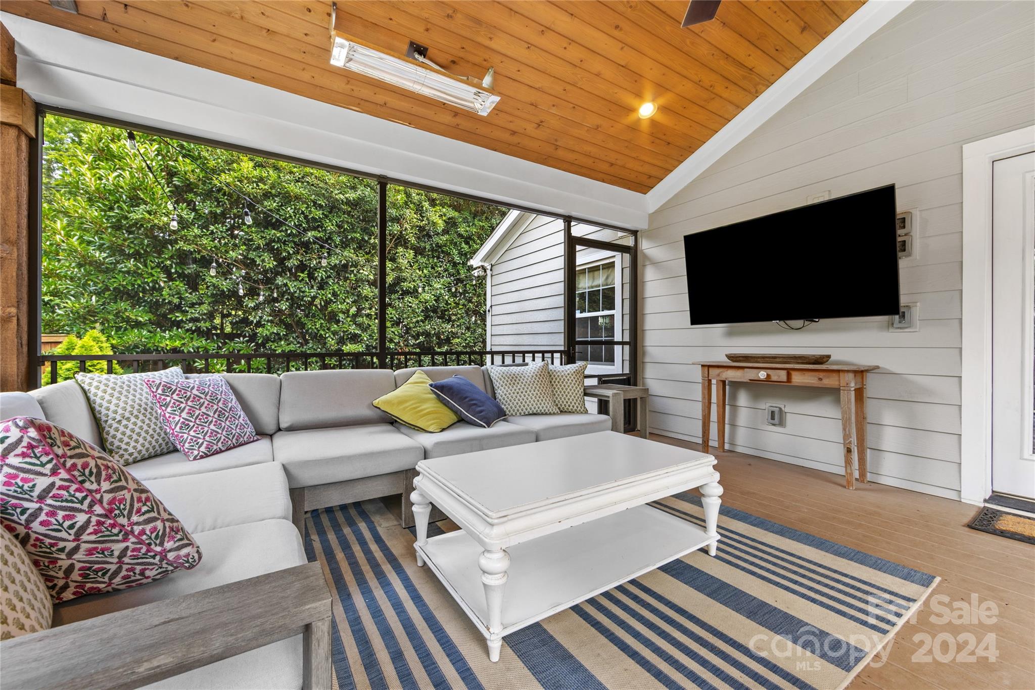 Chantilly - Residential