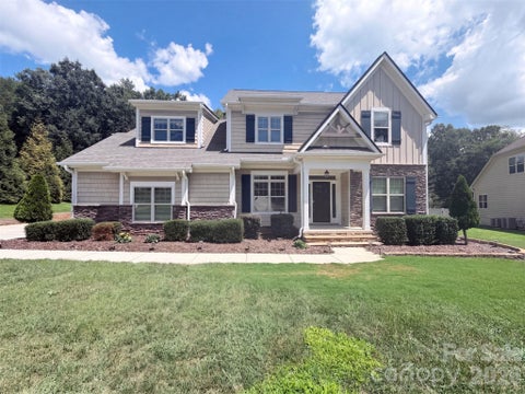 Photo of 131 Lakeshore Hills Drive, Mooresville, NC 28117 (MLS # 4416787)