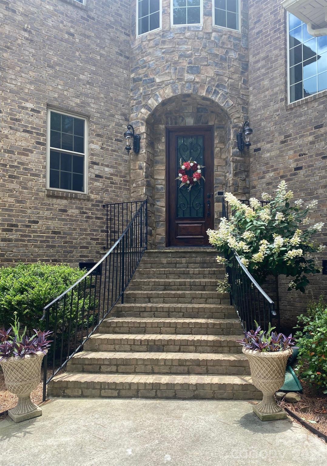 Palm Tree Cove - Residential