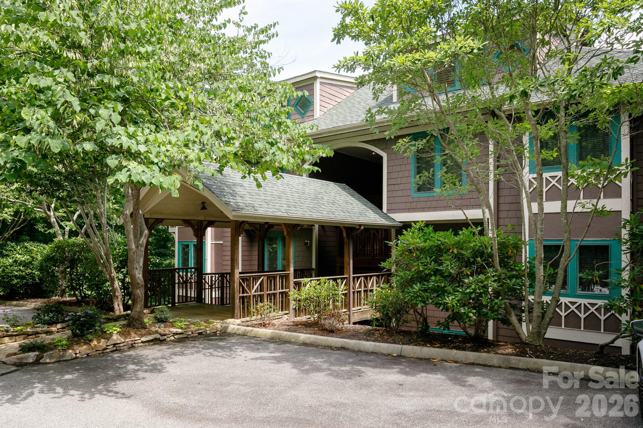 Photo 1 of 25 — 222 Creekside Way D/301, Burnsville, NC 28714