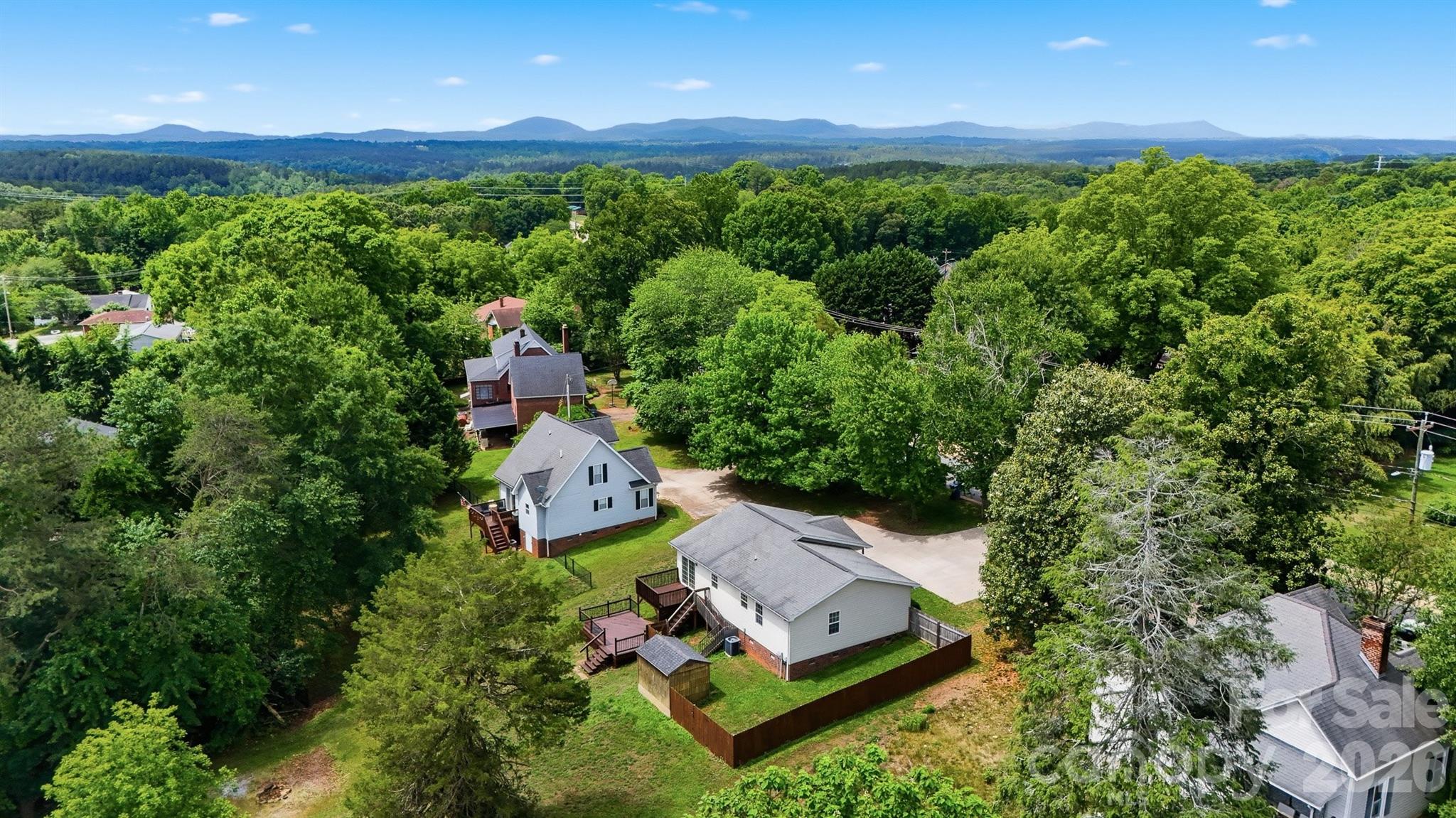 Lakeside Summit - Residential