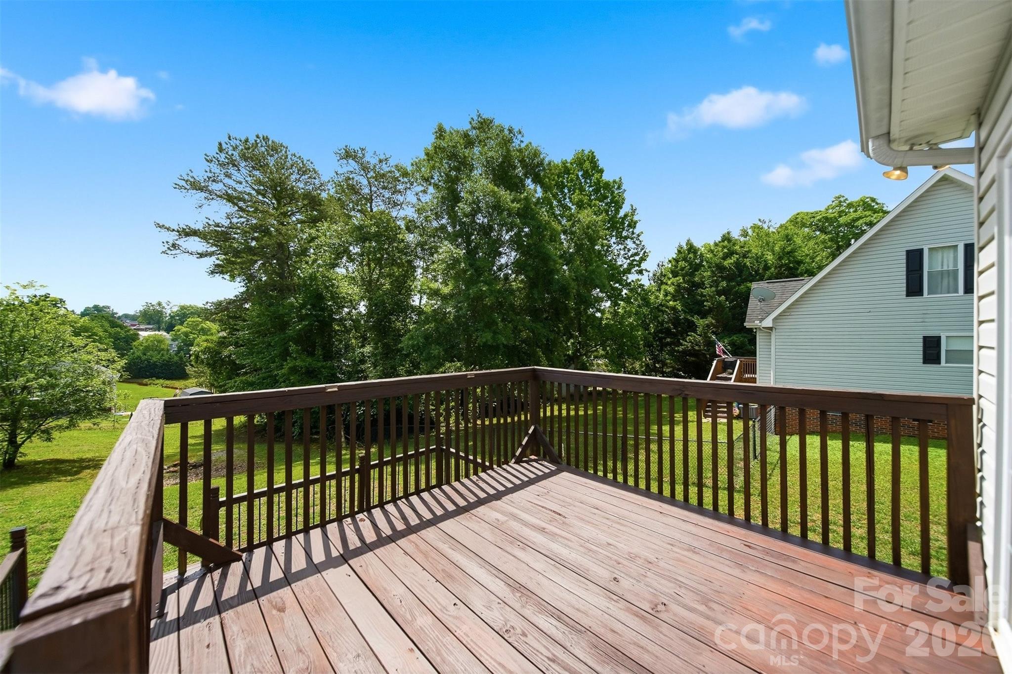 Lakeside Summit - Residential