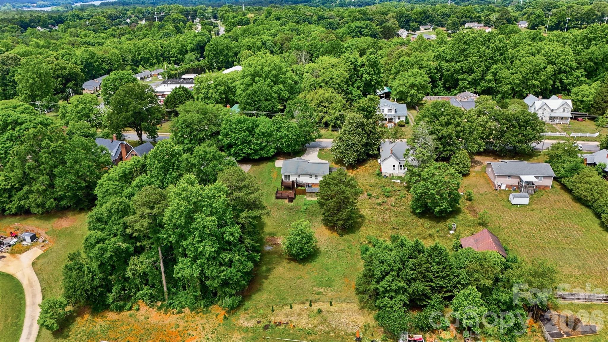 Lakeside Summit - Residential