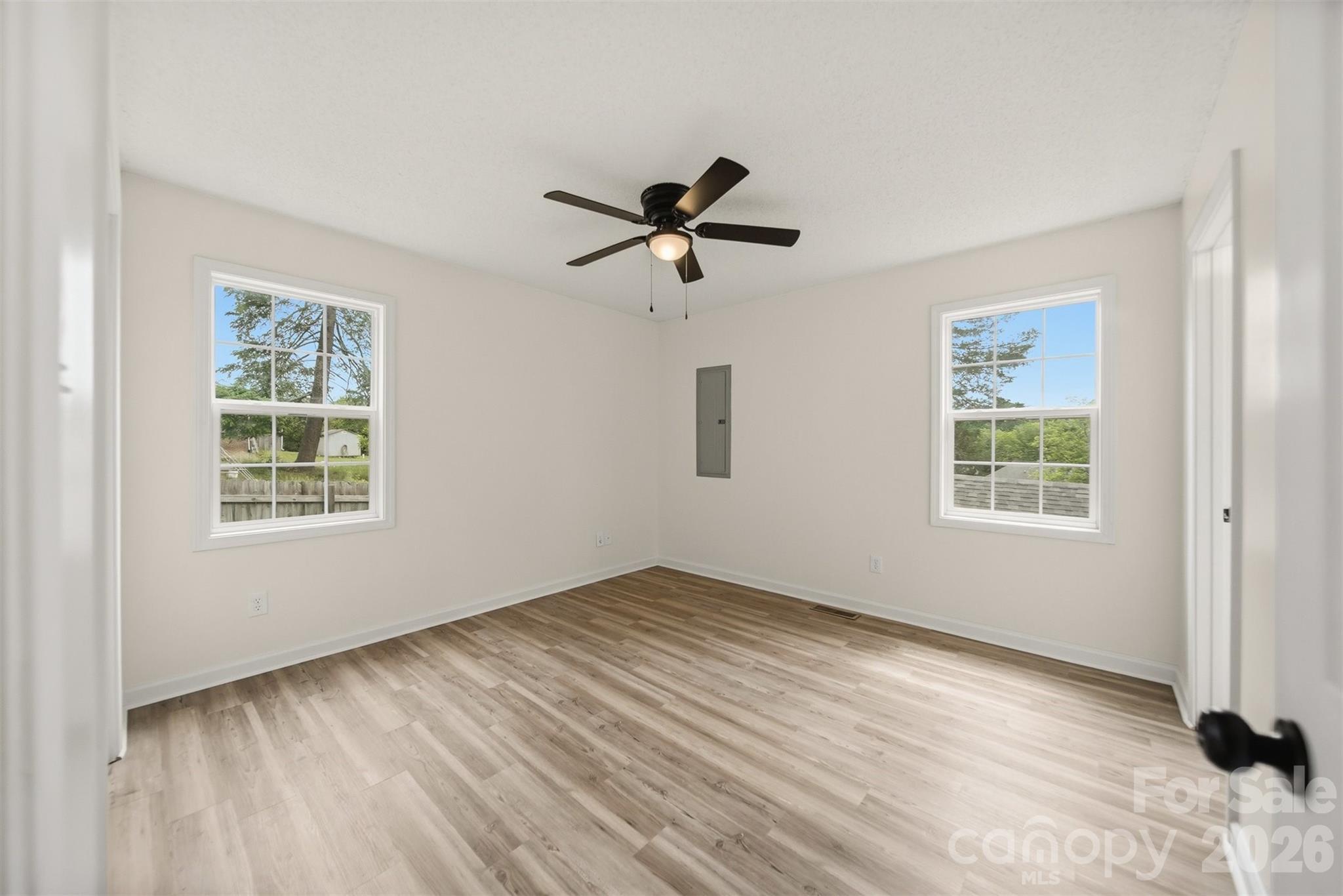 Lakeside Summit - Residential
