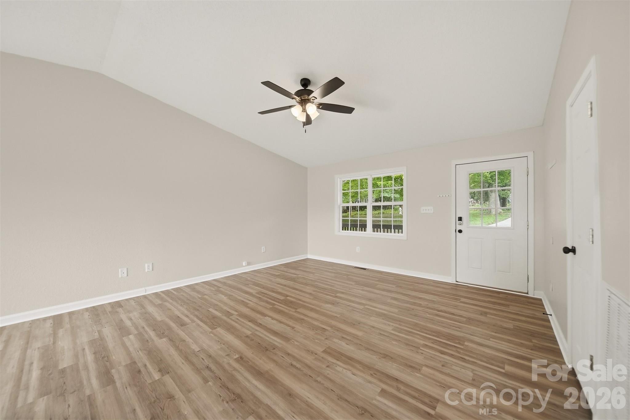 Lakeside Summit - Residential