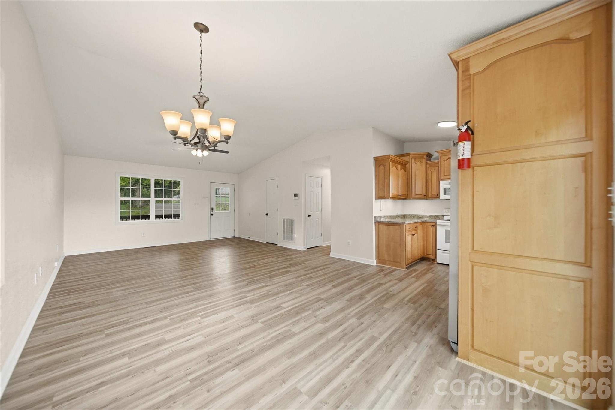 Lakeside Summit - Residential