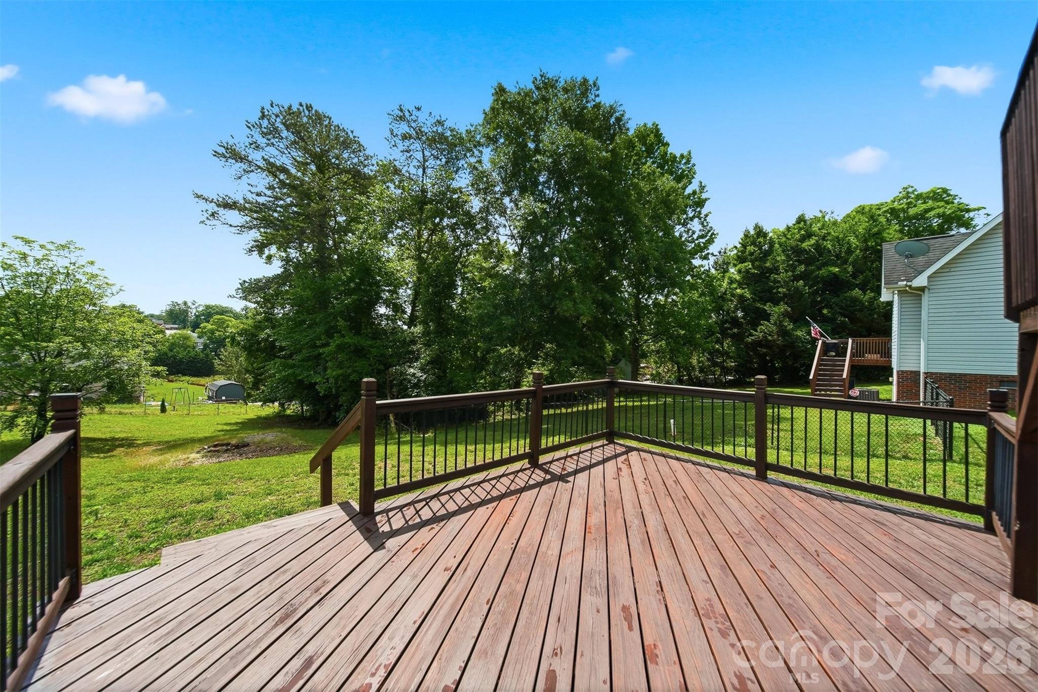 Lakeside Summit - Residential
