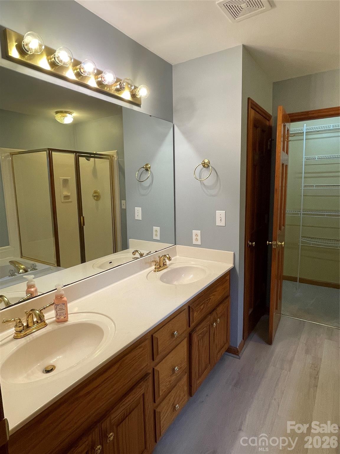 Chestnut Ridge - Residential