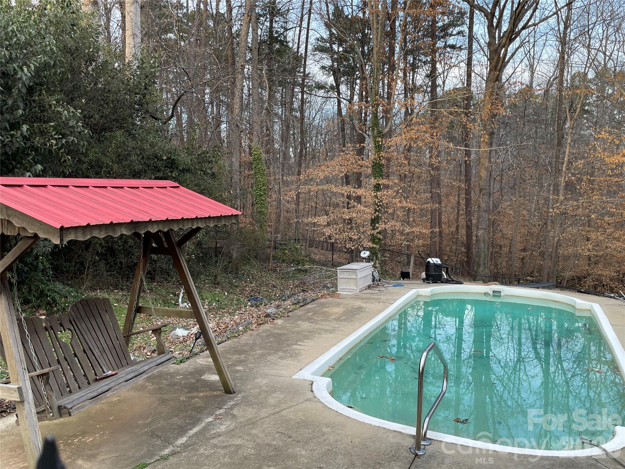 138 Walking Horse Run