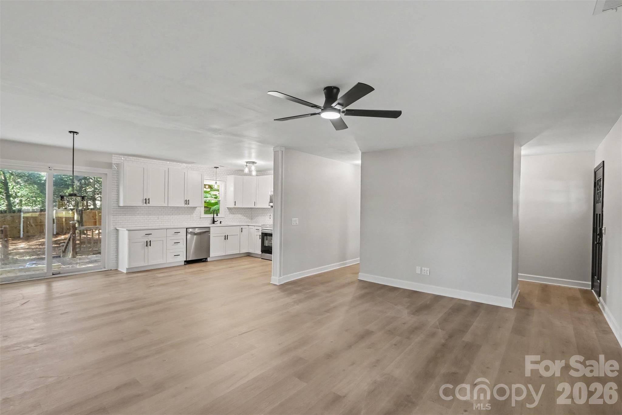 3758 Fieldcrest Circle NW