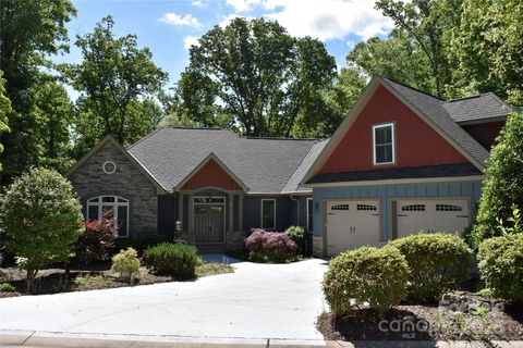 311 Carriage Crest Drive Hendersonville NC 28791